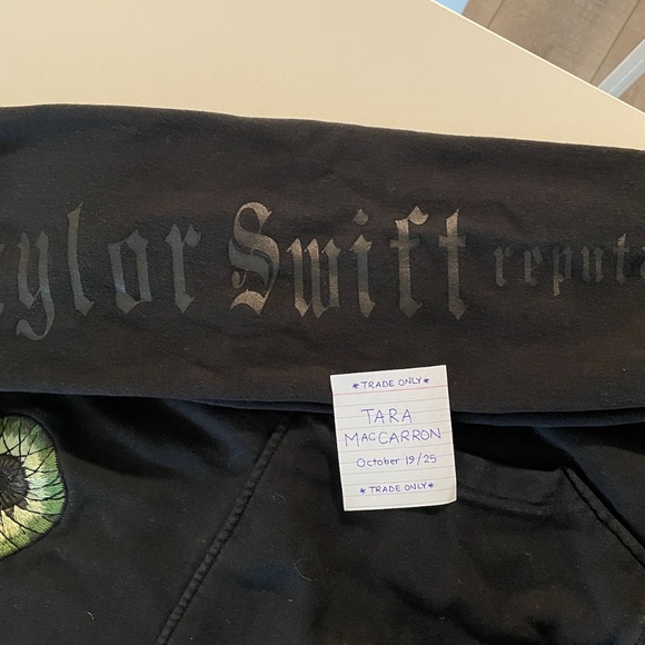 Taylor Swift (and adjacent) Merch - TRADE ONLY - Picture 5 of 10
